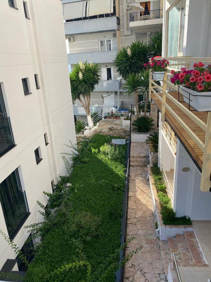 Apartamente Berti'S Garden Sarande Exterior photo