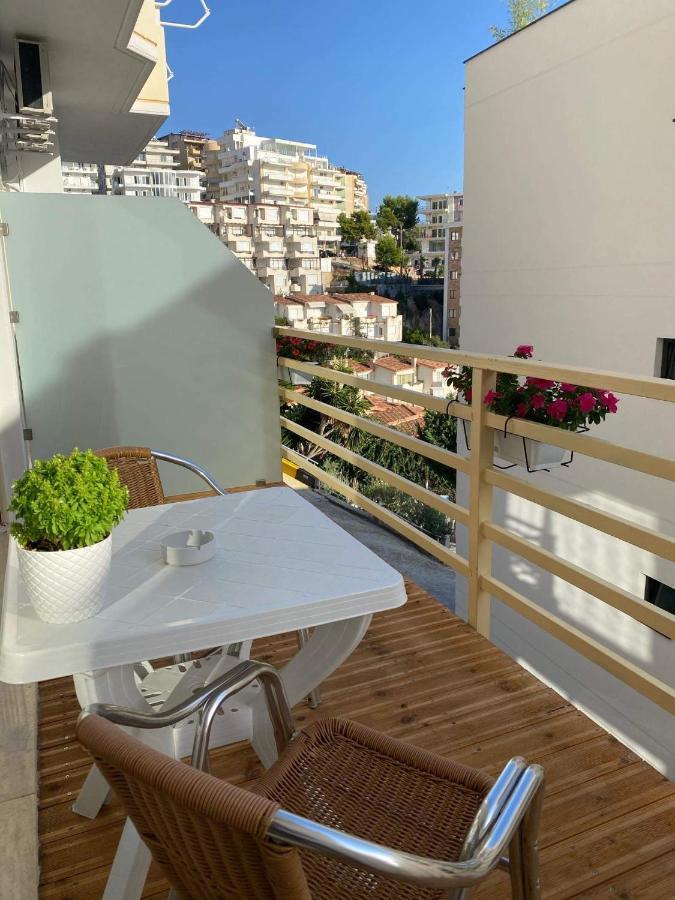 Apartamente Berti'S Garden Sarande Exterior photo