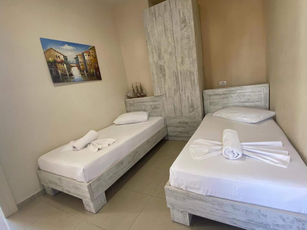 Apartamente Berti'S Garden Sarande Exterior photo