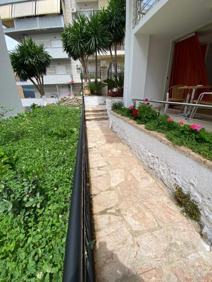 Apartamente Berti'S Garden Sarande Exterior photo